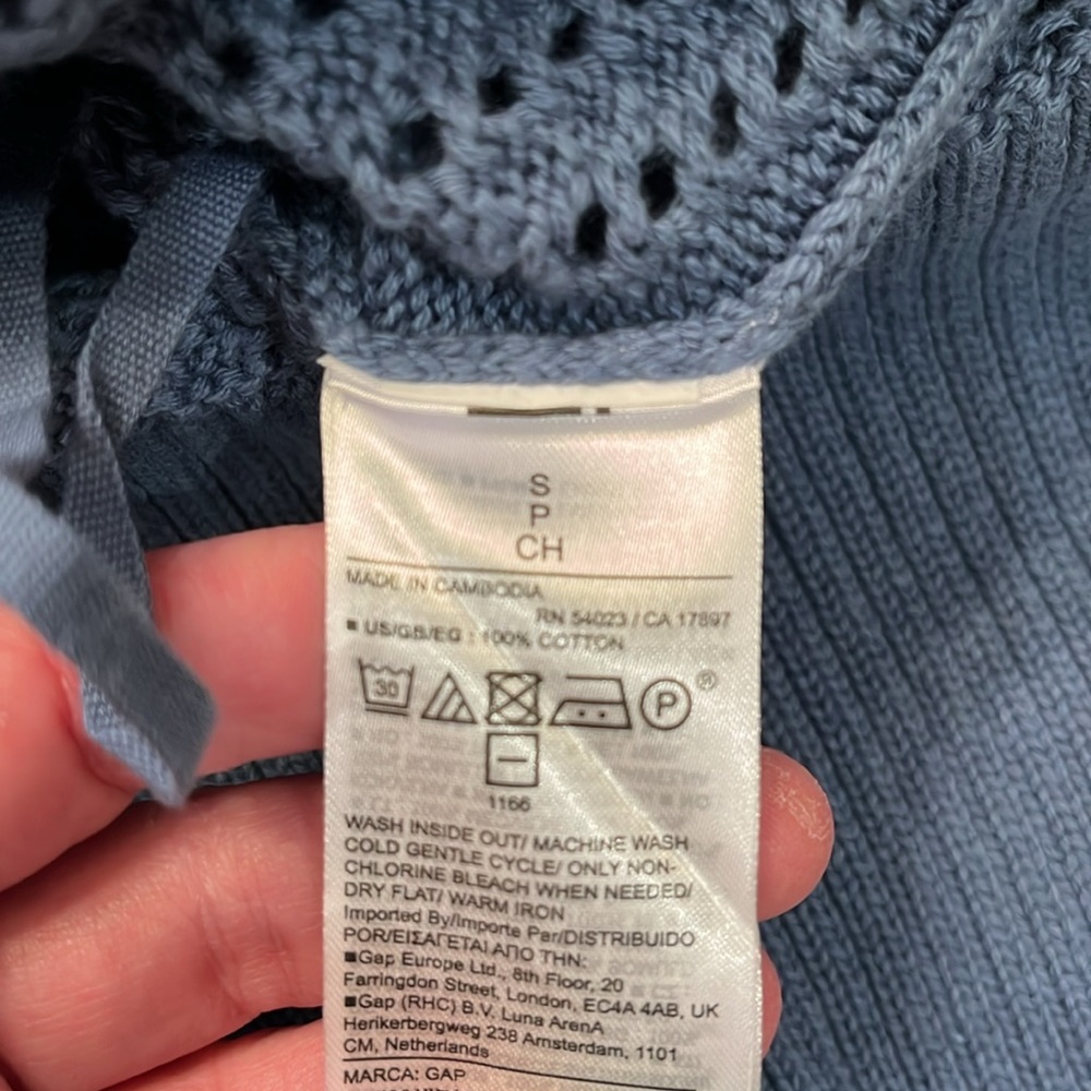 GAP Bainbridge Blue Relaxed Crochet V-Neck Sweater/NWT/S - Picture 12 of 16